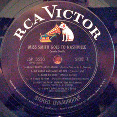 Connie Smith : Miss Smith Goes To Nashville (LP)
